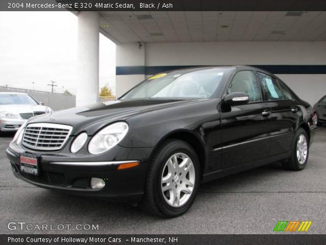 2004 Mercedes-Benz E 320 4Matic Sedan in Black