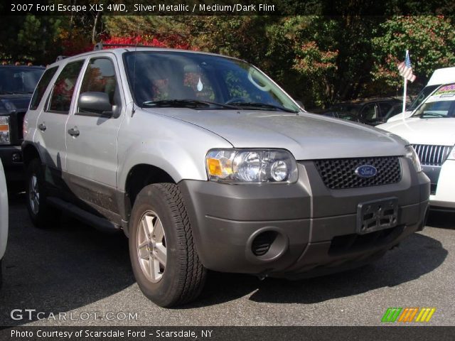 2007 Ford Escape XLS 4WD in Silver Metallic
