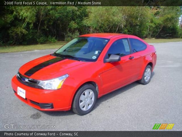2008 Ford Focus S Coupe in Vermillion Red