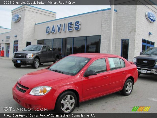 2005 Chevrolet Cobalt Sedan in Victory Red