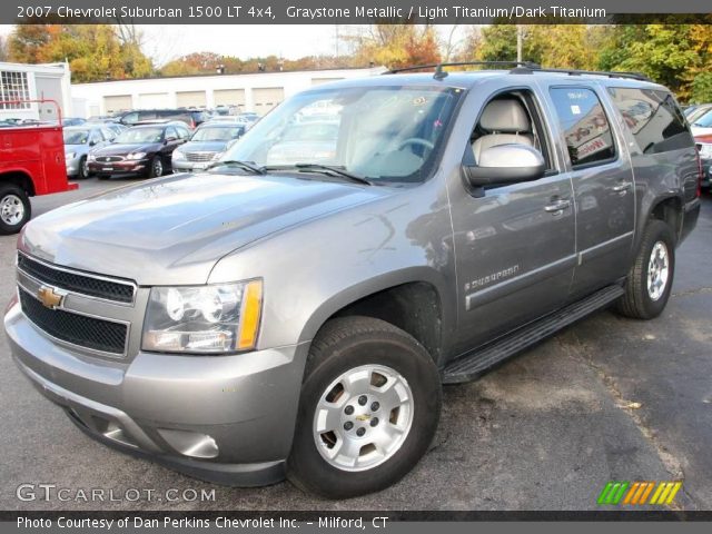 2007 Chevrolet Suburban 1500 LT 4x4 in Graystone Metallic