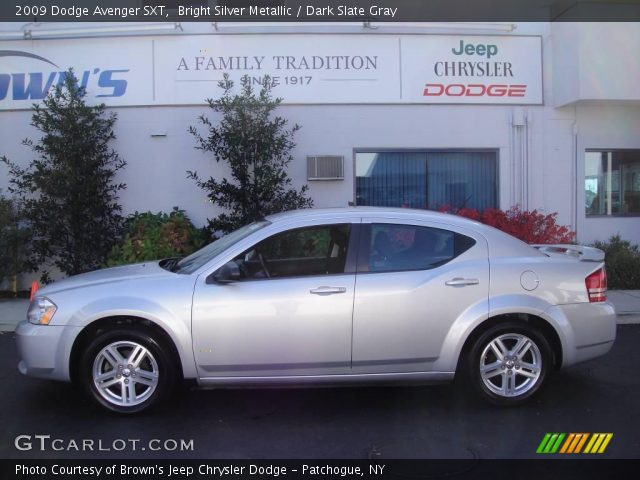2009 Dodge Avenger SXT in Bright Silver Metallic
