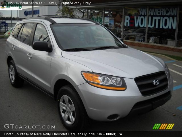 2009 Hyundai Santa Fe SE 4WD in Bright Silver