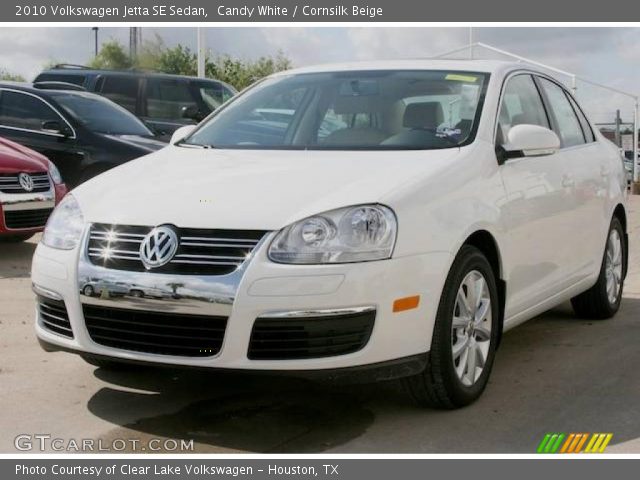 2010 Volkswagen Jetta SE Sedan in Candy White