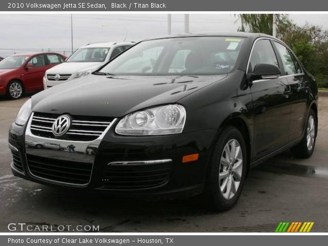 2010 Volkswagen Jetta SE Sedan in Black