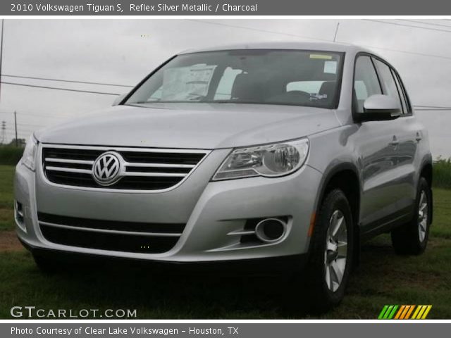 2010 Volkswagen Tiguan S in Reflex Silver Metallic