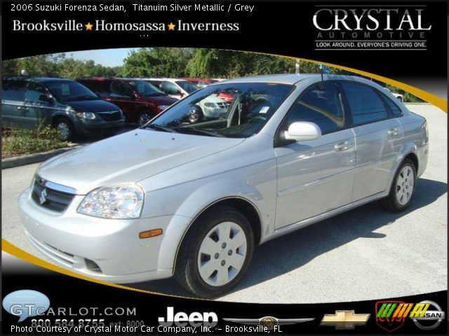 2006 Suzuki Forenza Sedan in Titanuim Silver Metallic
