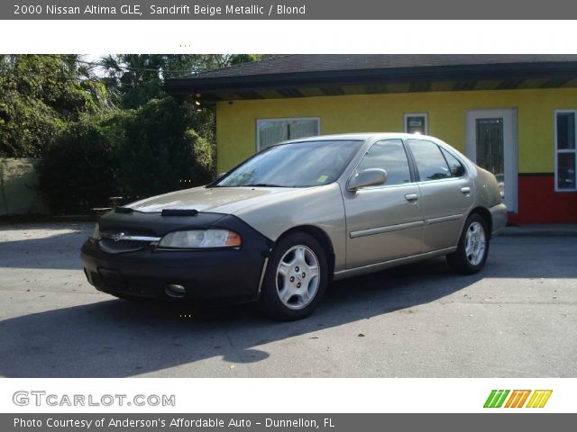2000 Nissan Altima GLE in Sandrift Beige Metallic