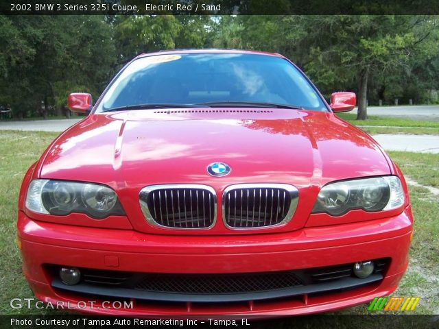 2002 BMW 3 Series 325i Coupe in Electric Red