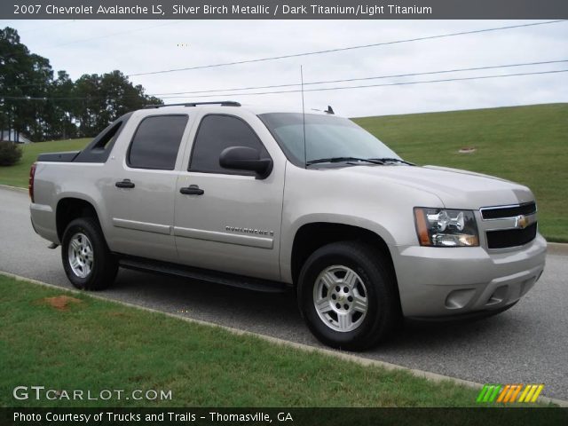 2007 Chevrolet Avalanche LS in Silver Birch Metallic
