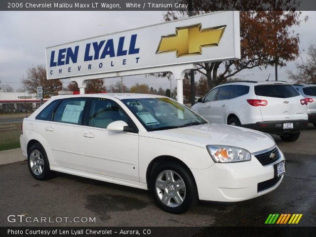 2006 Chevrolet Malibu Maxx LT Wagon in White