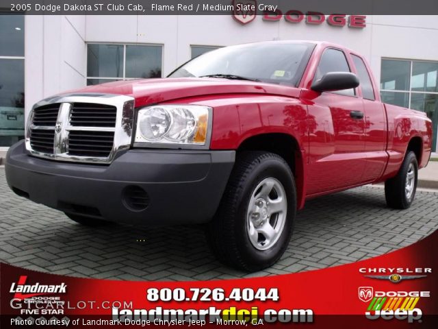 2005 Dodge Dakota ST Club Cab in Flame Red
