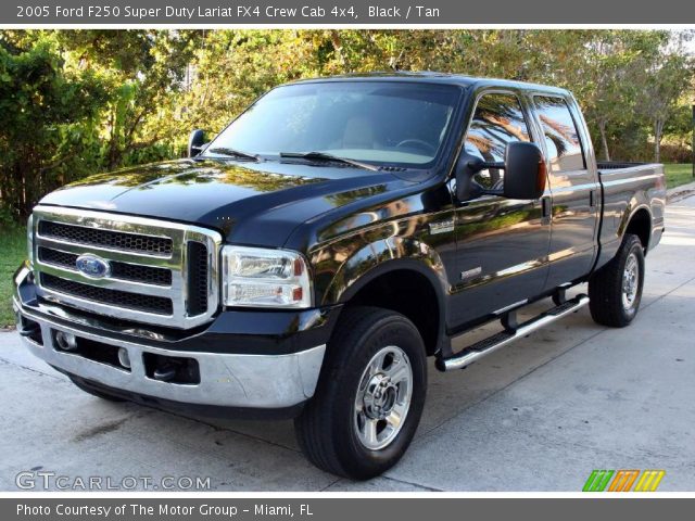 2005 Ford F250 Super Duty Lariat FX4 Crew Cab 4x4 in Black