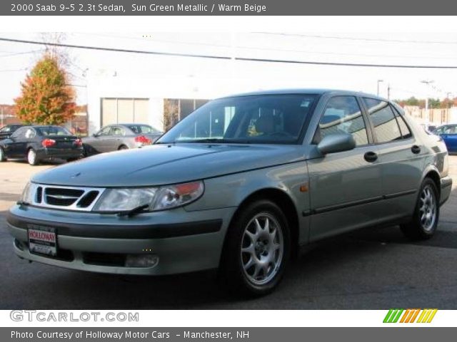 2000 Saab 9-5 2.3t Sedan in Sun Green Metallic