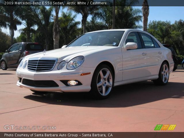 2009 Mercedes-Benz E 550 Sedan in Arctic White