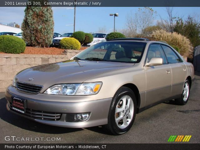 2001 Lexus ES 300 in Cashmere Beige Metallic