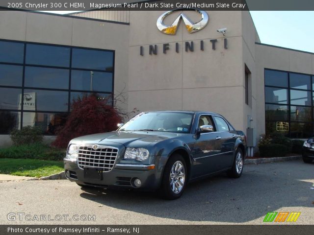 2005 Chrysler 300 C HEMI in Magnesium Pearl