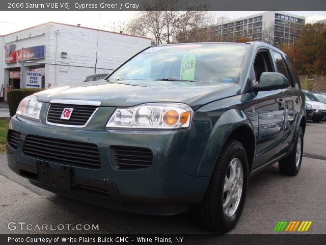 2006 Saturn VUE V6 in Cypress Green