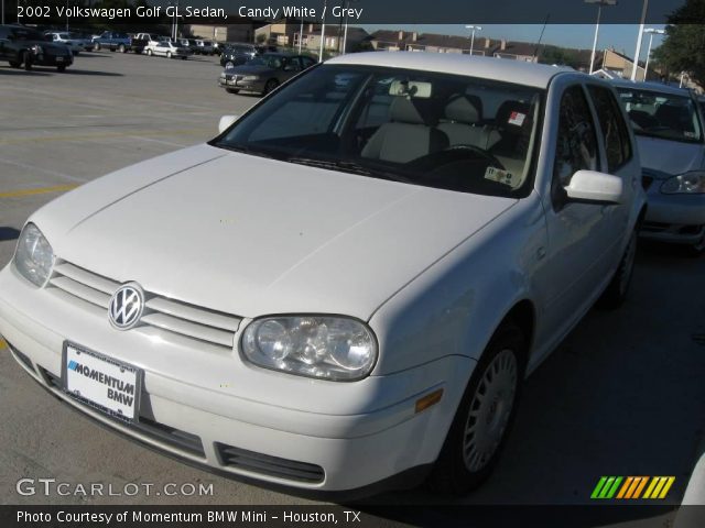2002 Volkswagen Golf GL Sedan in Candy White