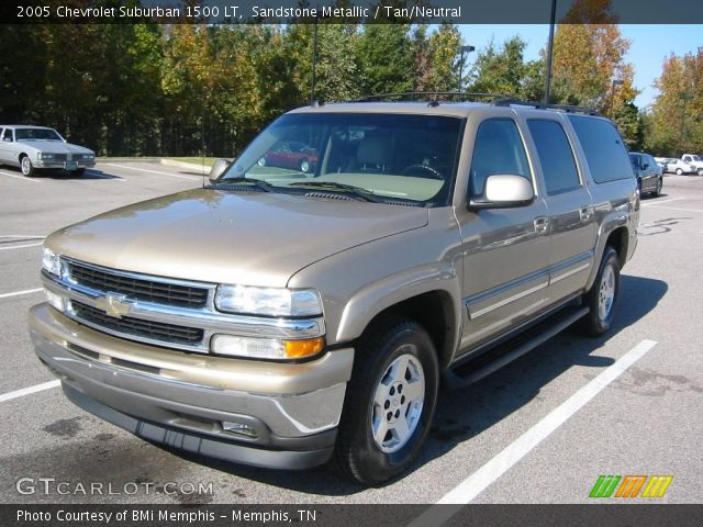 2005 Chevrolet Suburban 1500 LT in Sandstone Metallic