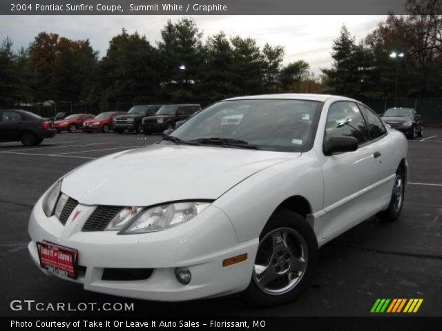 2004 Pontiac Sunfire Coupe in Summit White