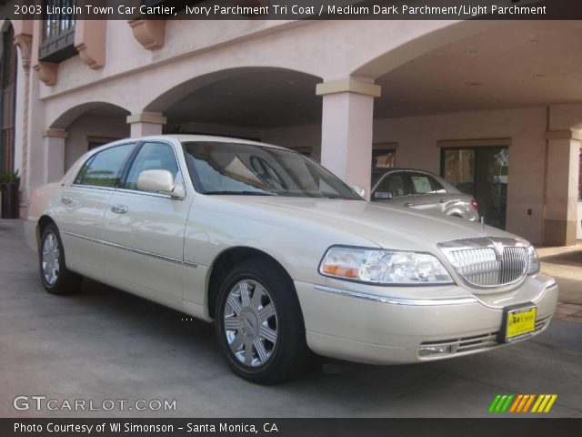 2003 Lincoln Town Car Cartier in Ivory Parchment Tri Coat