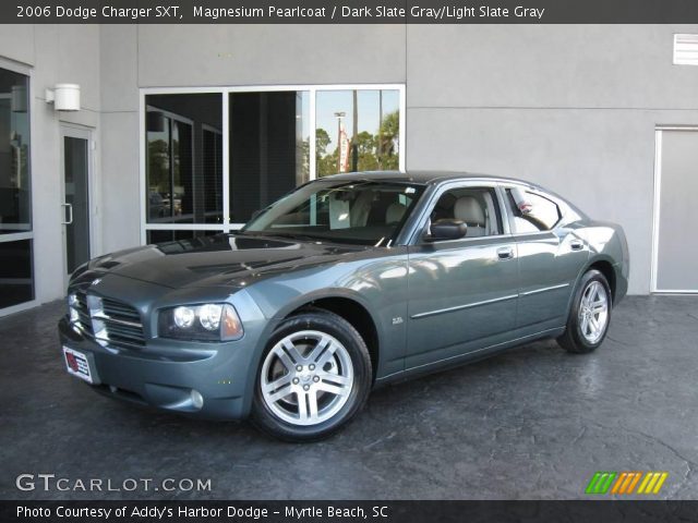 2006 Dodge Charger SXT in Magnesium Pearlcoat