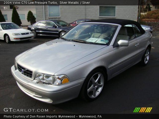 2004 Volvo C70 Low Pressure Turbo in Silver Metallic