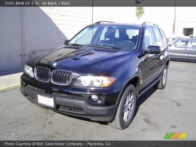 2005 BMW X5 3.0i in Jet Black