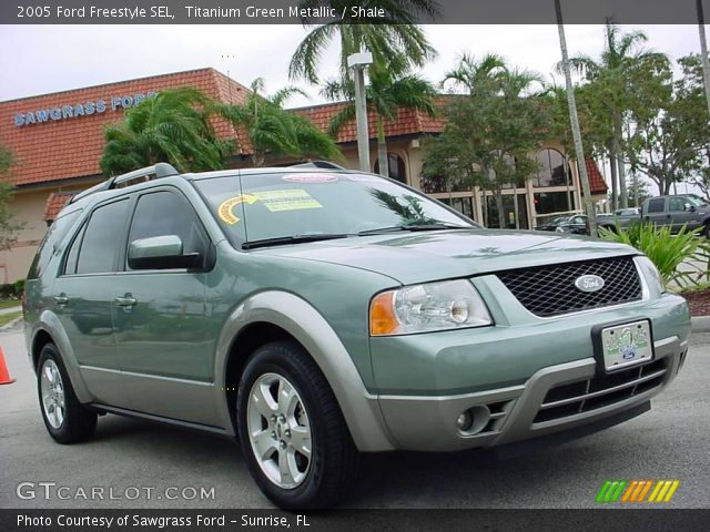 2005 Ford Freestyle SEL in Titanium Green Metallic