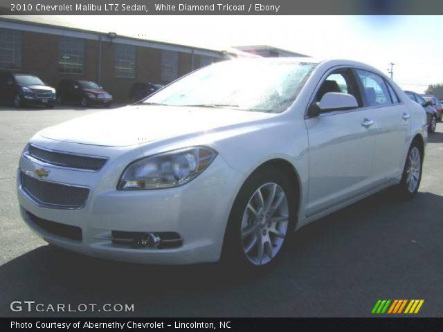 2010 Chevrolet Malibu LTZ Sedan in White Diamond Tricoat