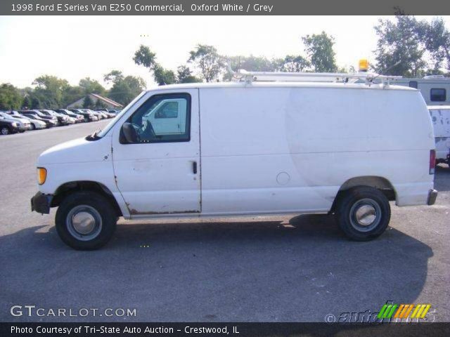 1998 Ford E Series Van E250 Commercial in Oxford White