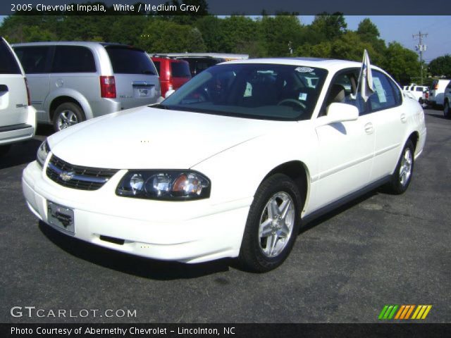 2005 Chevrolet Impala  in White