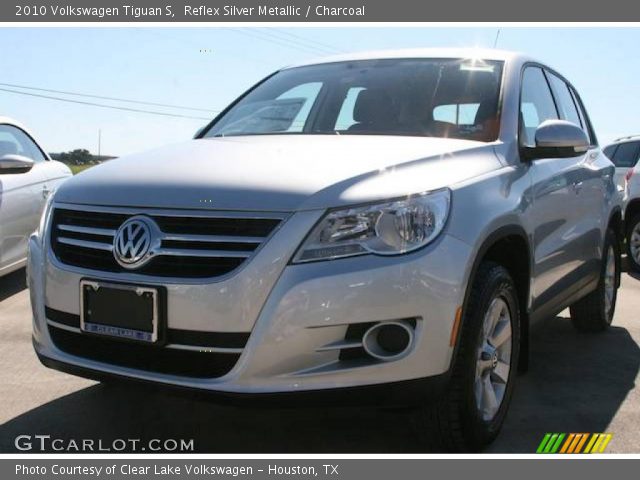 2010 Volkswagen Tiguan S in Reflex Silver Metallic