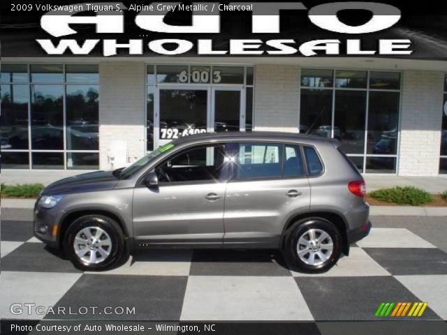 2009 Volkswagen Tiguan S in Alpine Grey Metallic