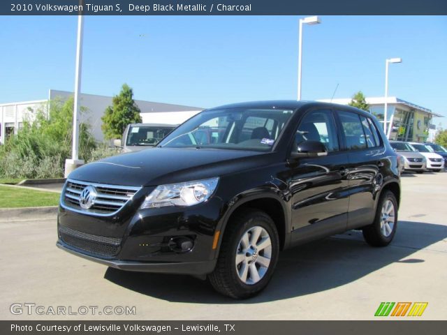 2010 Volkswagen Tiguan S in Deep Black Metallic