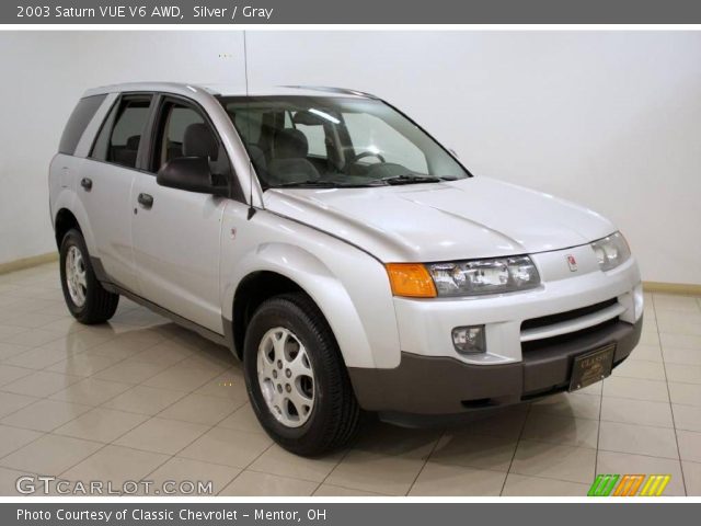 2003 Saturn VUE V6 AWD in Silver