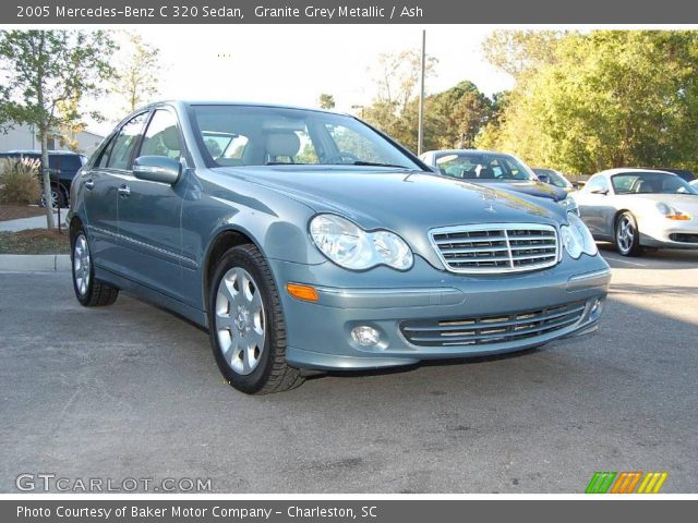 2005 Mercedes-Benz C 320 Sedan in Granite Grey Metallic