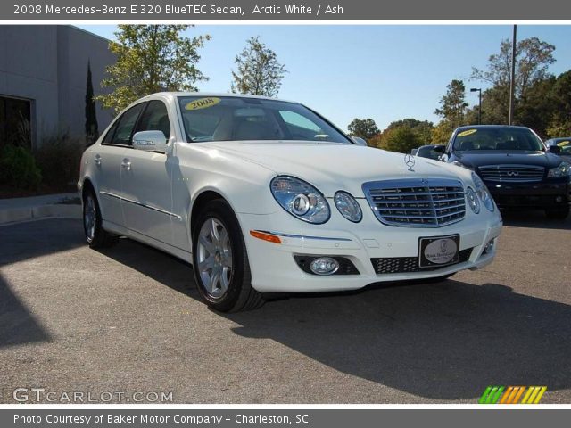 2008 Mercedes-Benz E 320 BlueTEC Sedan in Arctic White