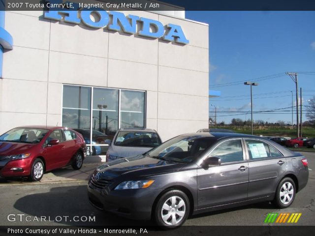 2007 Toyota Camry LE in Magnetic Gray Metallic