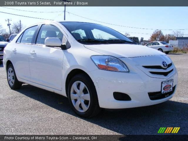 2008 Toyota Yaris S Sedan in Polar White