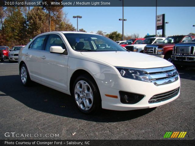 2010 Ford Fusion SE V6 in White Suede