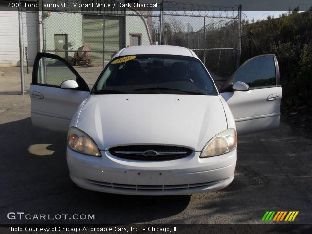 2001 Ford Taurus SE in Vibrant White
