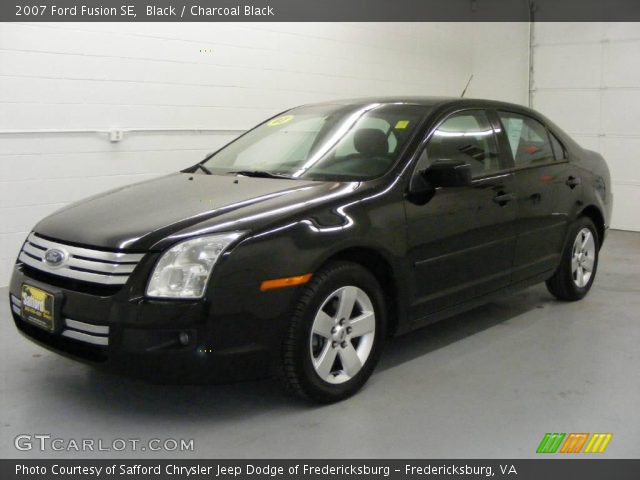 2007 Ford Fusion SE in Black