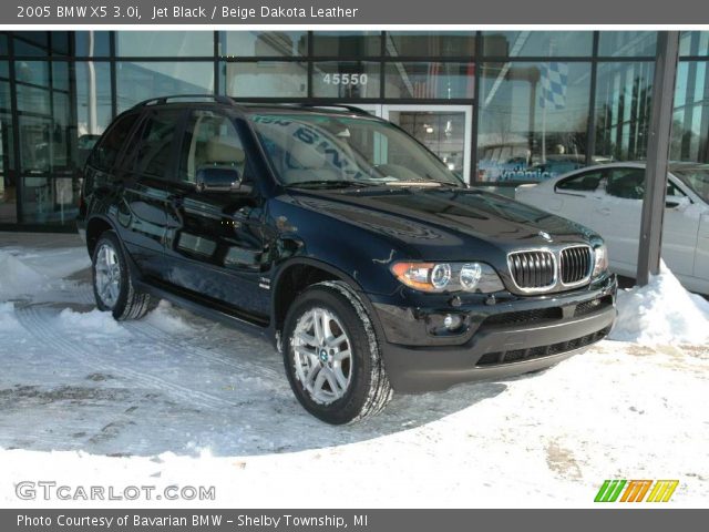 2005 BMW X5 3.0i in Jet Black