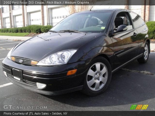 2002 Ford Focus ZX3 Coupe in Pitch Black