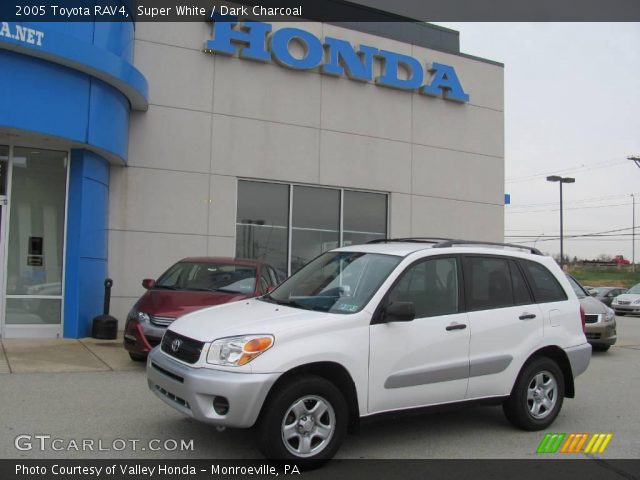 2005 Toyota RAV4  in Super White