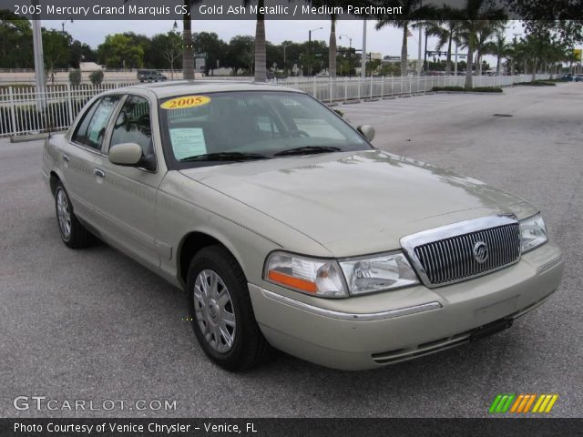 2005 Mercury Grand Marquis GS in Gold Ash Metallic