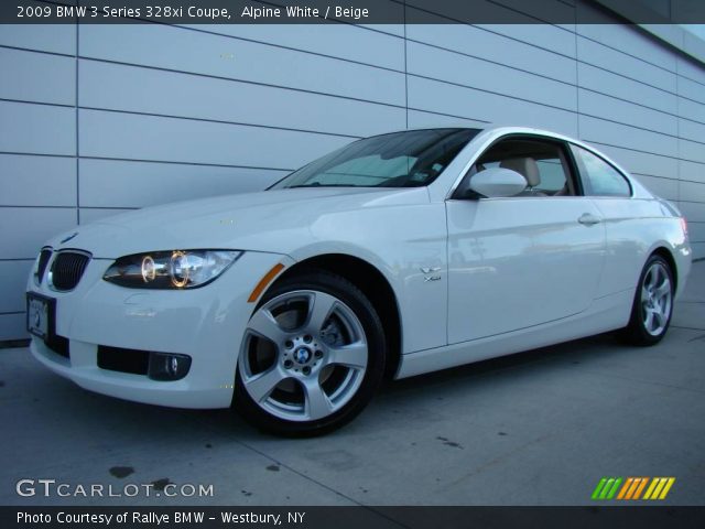 2009 BMW 3 Series 328xi Coupe in Alpine White