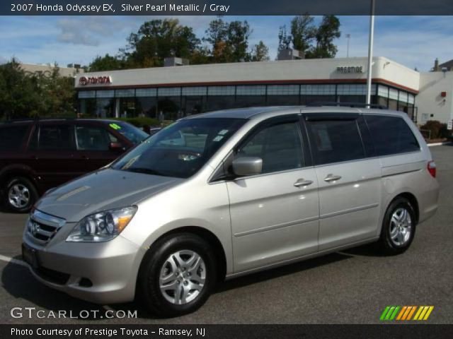 2007 Honda Odyssey EX in Silver Pearl Metallic